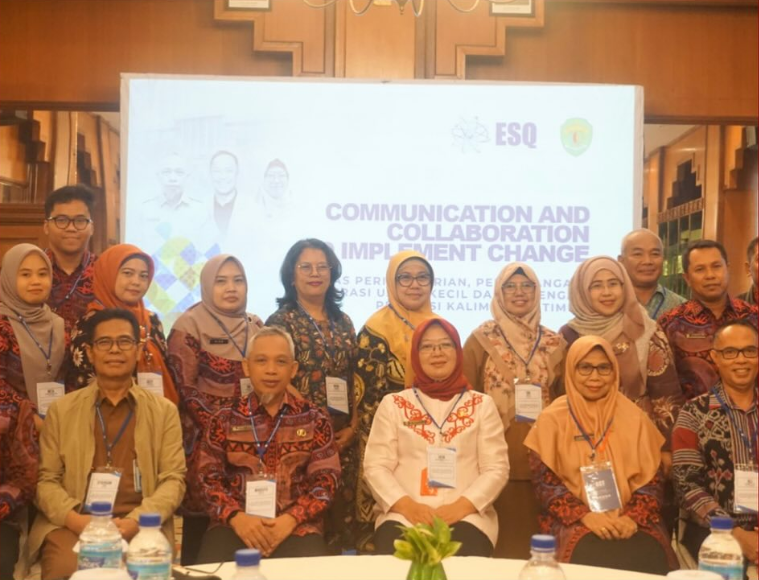 Pejabat Struktural dan Fungsional DPPKUKM Prov. Kaltim Ikuti Pelatihan ESQ “Communication and Collaboration To Implement Change”